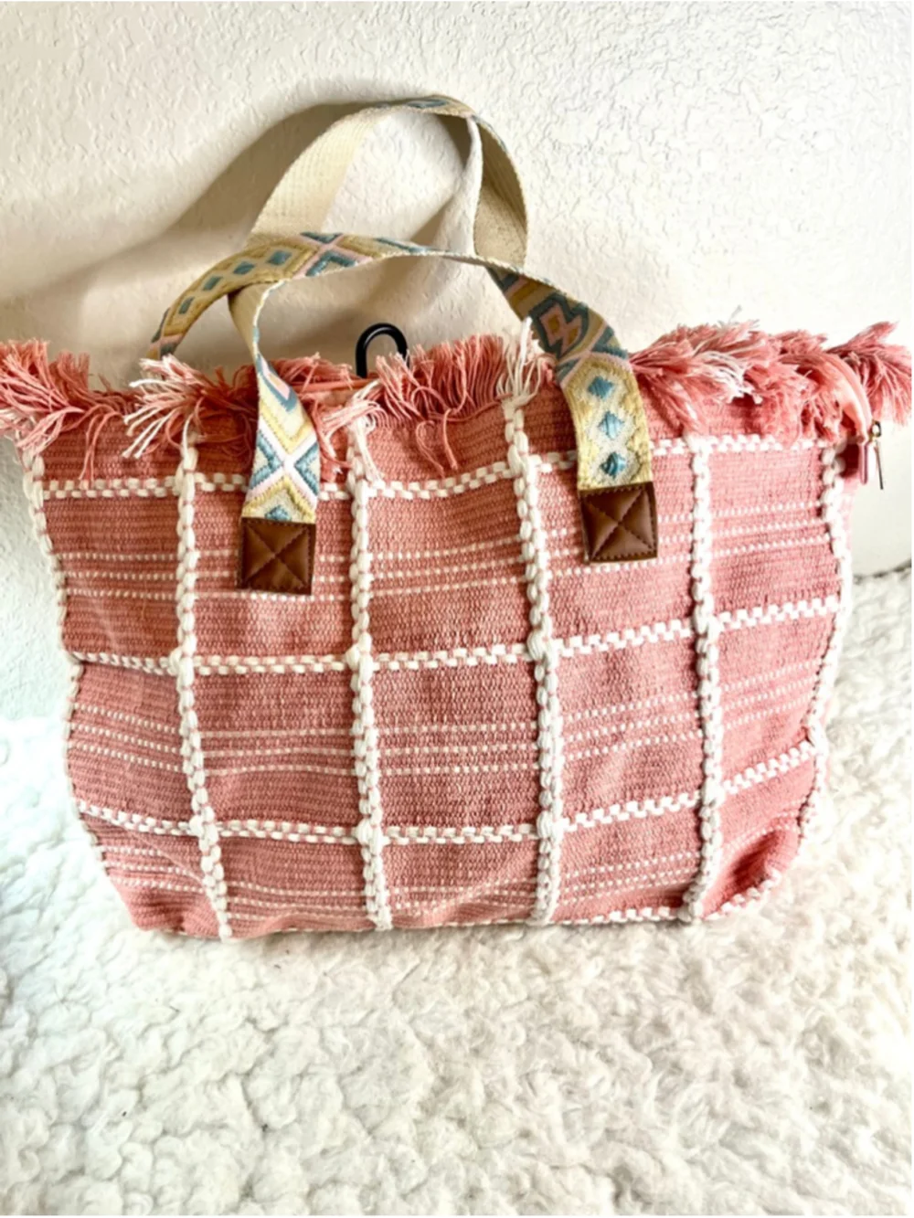 NWT Styliné branded fringe tote bag featuring a pink checkered pattern.